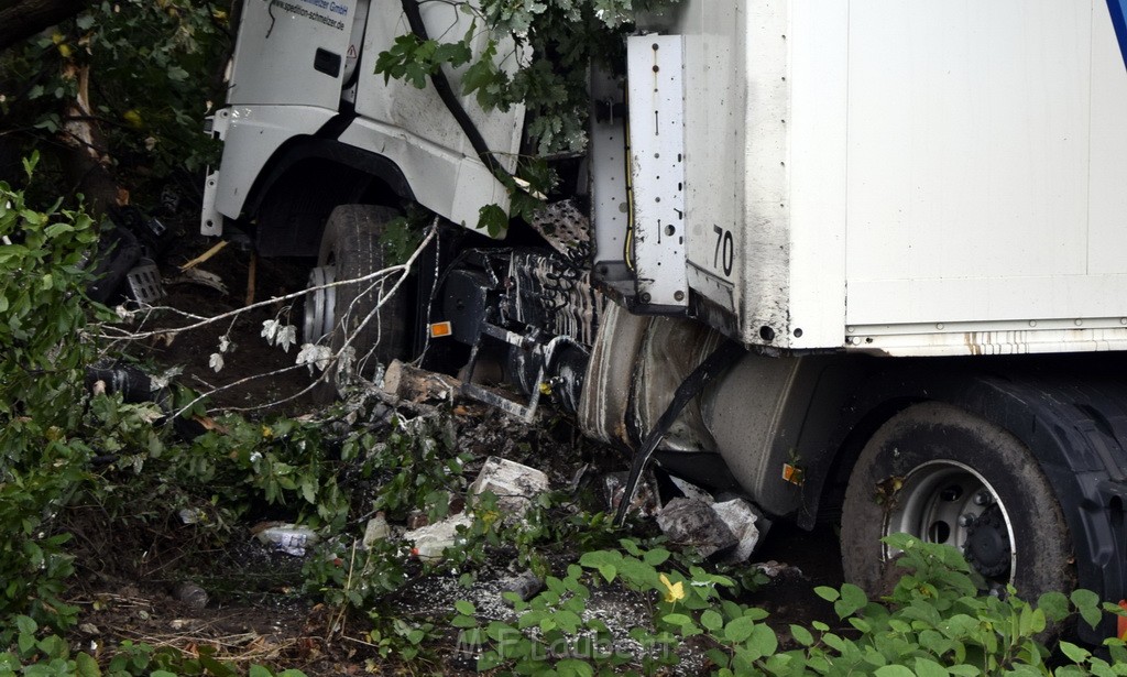 Schwerer VU A 3 Rich Oberhausen Hoehe AK Leverkusen P329.JPG - Miklos Laubert